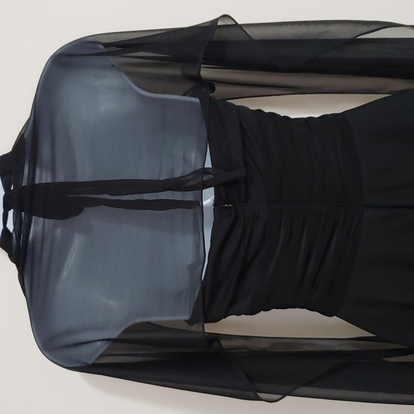 Let's Fashion Black Dress With Shawl - Picture 11 of 13